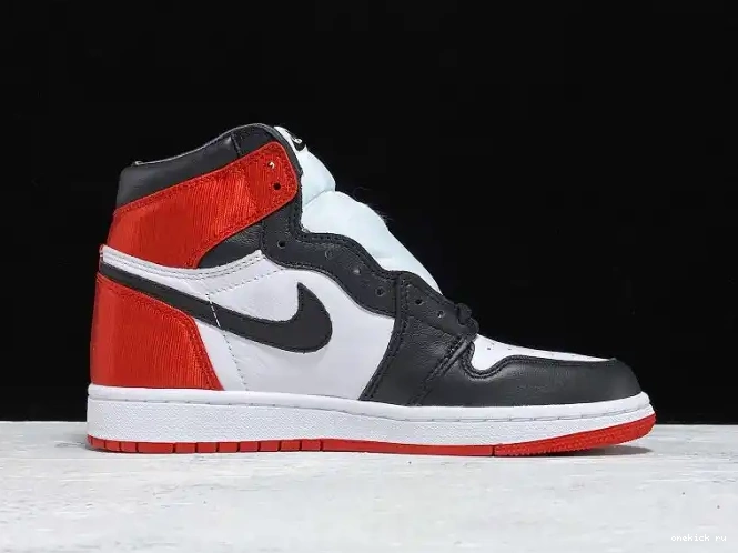 Rep Onekick CD0461-016 Air Jordan 1 Retro Black High Toe Satin 0510